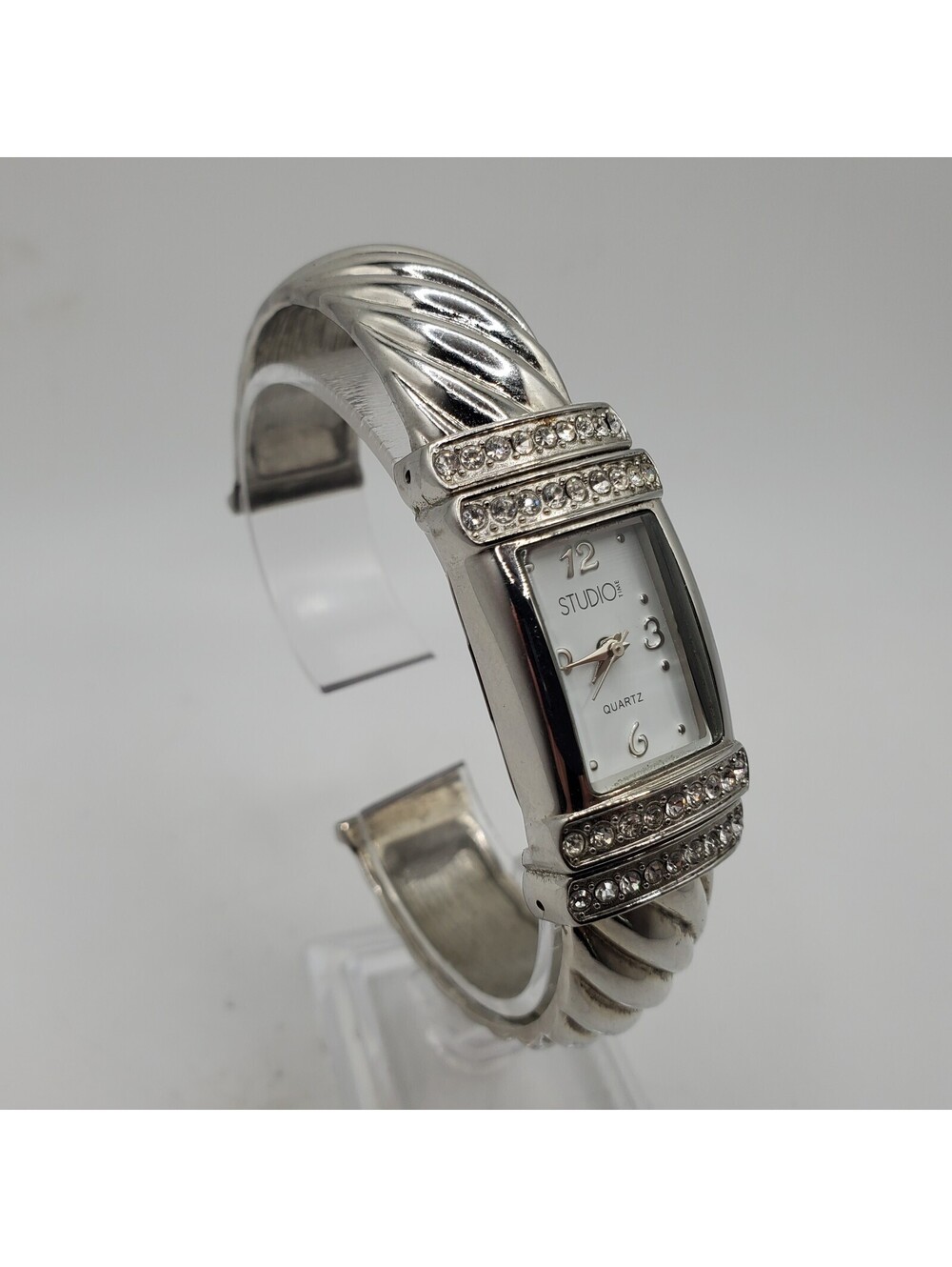 Studio Rhinestone Quartz Watch Womens 19mm Silver Tone New Battery - Picture 2 of 13